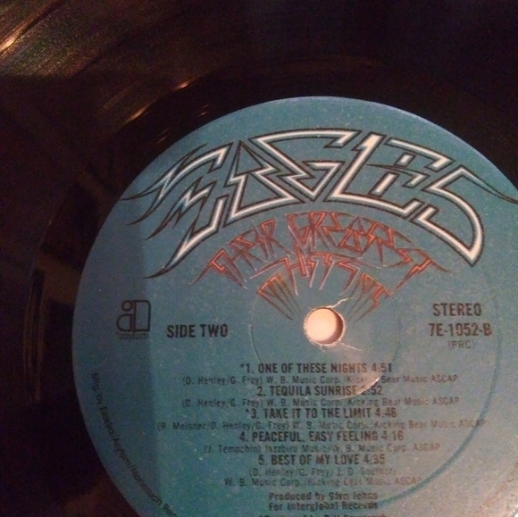 EAGLES THEIR GREATEST HITS VINYL LP - Picture 4 of 4